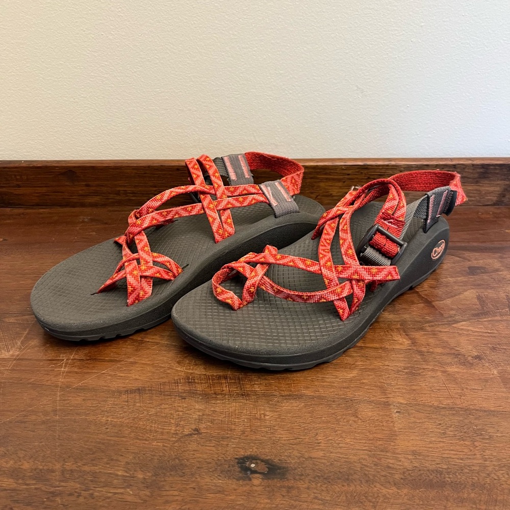 Chaco ZX/2 Cloud Sandals Fabric Peach Orange Red Sport Hiking Trail Women’s 9